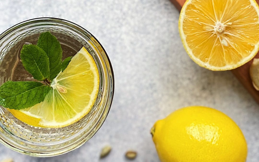 Fresh Lemon and Ginger Tea